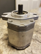 ALP1A-D-7-S1  Marzocchi  Hydraulic Gear Pump .317 cu.in3/rev 5,2 cm3/rev