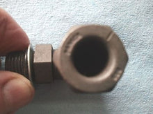 Parker Hannifin, 3/8" MB  x  3/8" Tube 90 Degrees