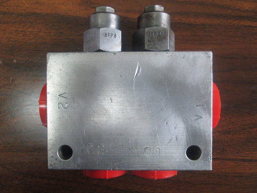 YAL, 8FJ8, Sun Hydraulics, Two cavity 90 degree cross-piloted body, Used